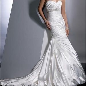 Maggie Sottero wedding dress